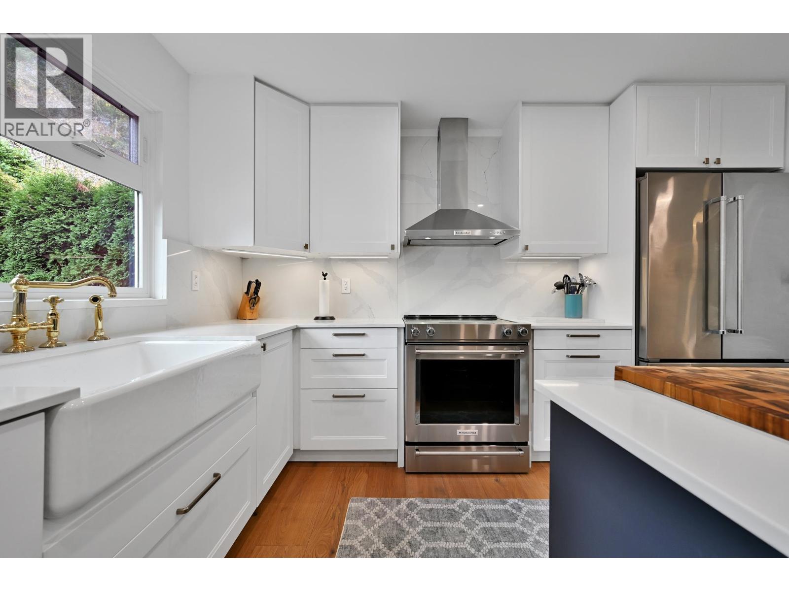 961 Noons Creek Drive, Port Moody, British Columbia  V3H 4H1 - Photo 9 - R3065617