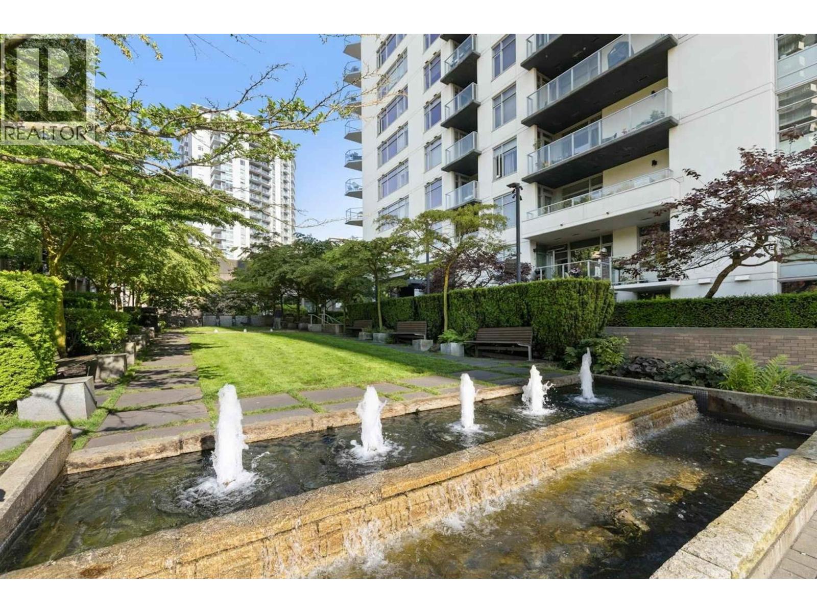 304 158 W 13th Street, North Vancouver, British Columbia  V7M 0A7 - Photo 10 - R3066118