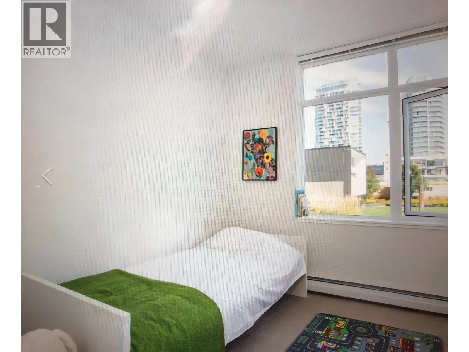 304 158 W 13th Street, North Vancouver, British Columbia  V7M 0A7 - Photo 7 - R3066118