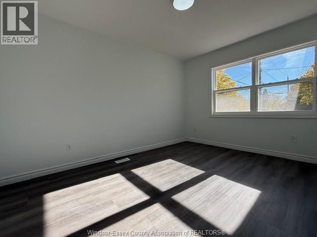 941 Cataraqui, Windsor, Ontario N9A 3P7 - Photo 8 - 25028440