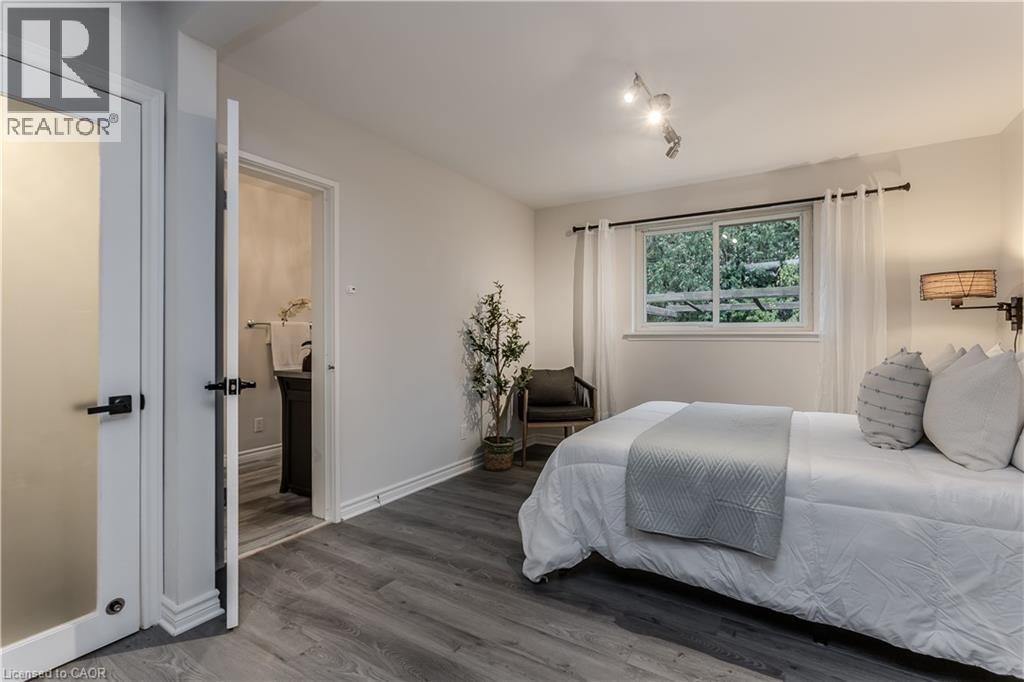 260 Foxbar Road, Burlington, Ontario  L7L 3A3 - Photo 18 - 40786908