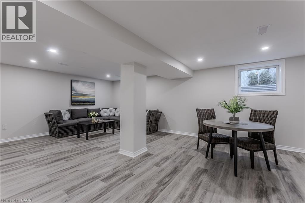 260 Foxbar Road, Burlington, Ontario  L7L 3A3 - Photo 28 - 40786908