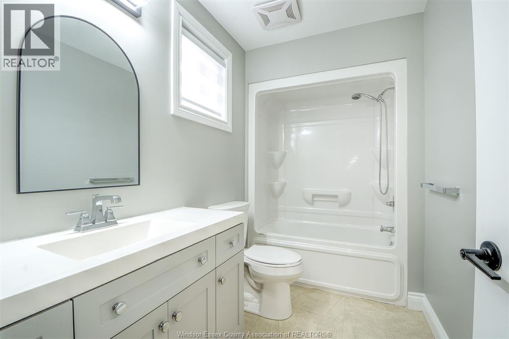 820 Bouffard Unit# A, Lasalle, Ontario N9J 1G6 - Photo 12 - 25028472