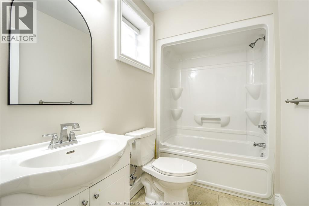 820 Bouffard Unit# A, Lasalle, Ontario N9J 1G6 - Photo 16 - 25028472