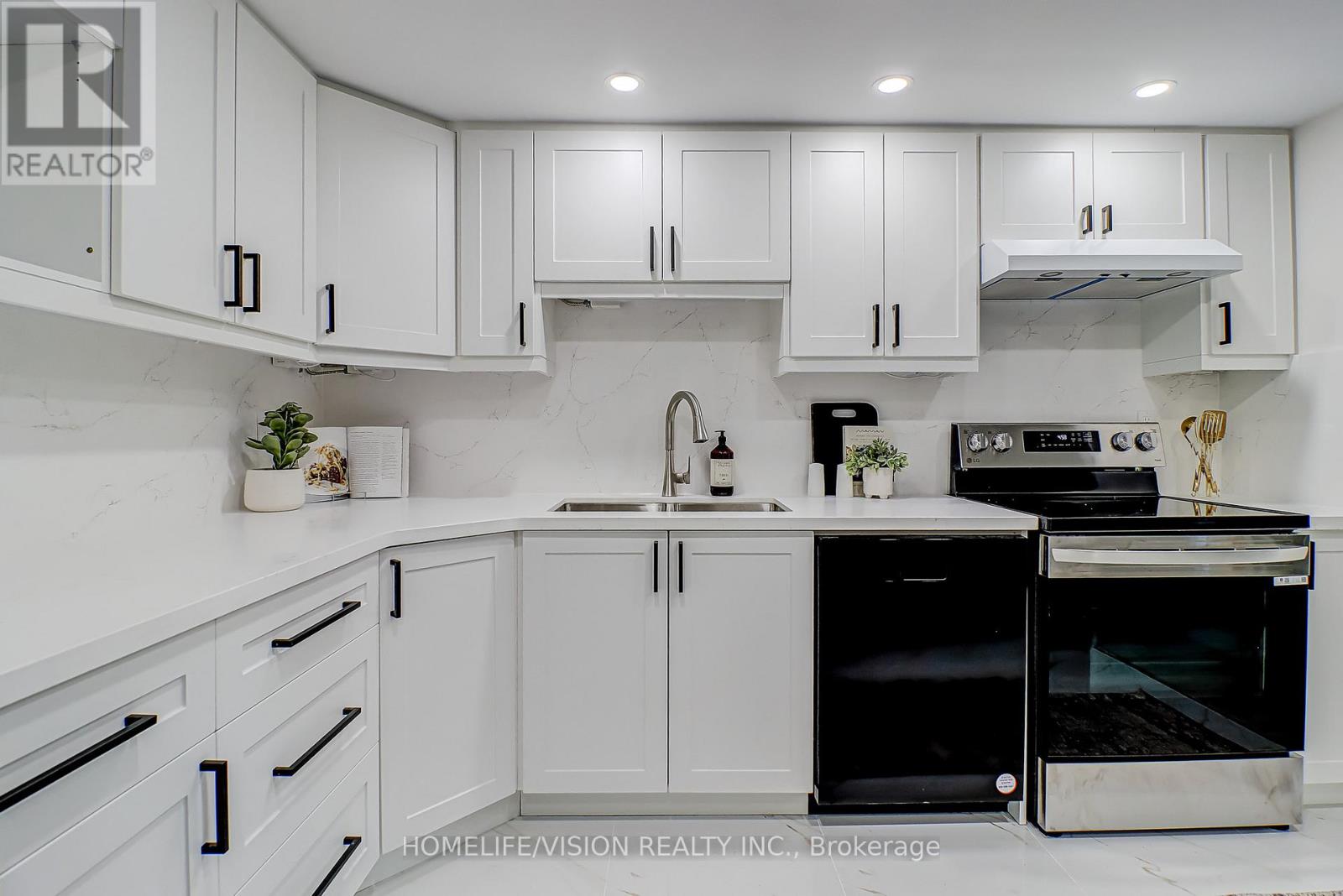 207 - 131 Beecroft Road, Toronto, Ontario  M2N 6G9 - Photo 8 - C12439080