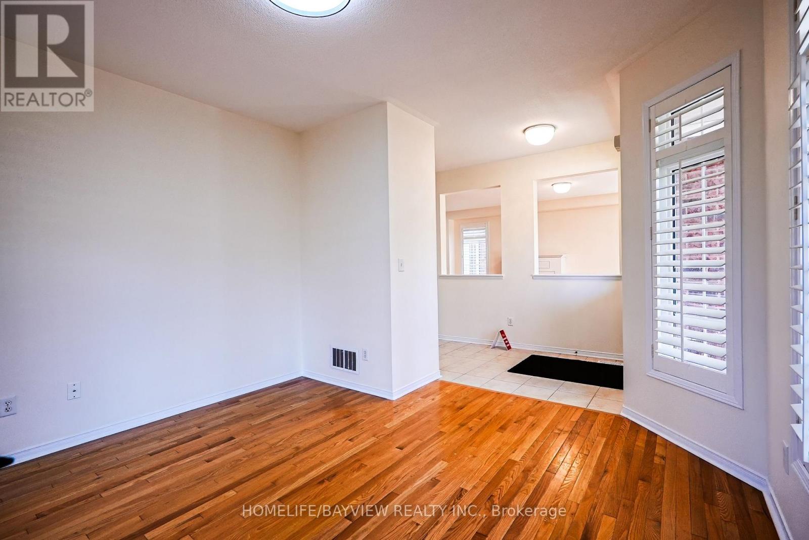 2 Hikers Lane, Markham, Ontario  L6B 0K3 - Photo 13 - N12520306