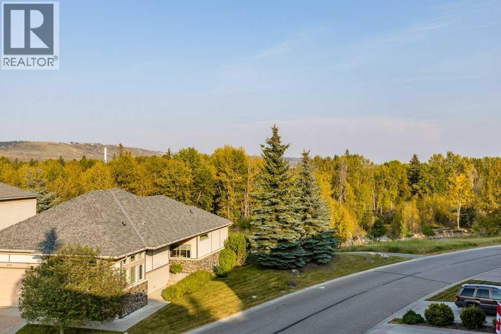 3r, 147 Crawford Drive, Cochrane, Alberta  T4C 2G7 - Photo 14 - A2257685