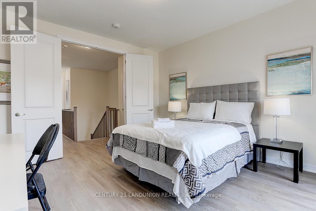 51 Kahshe Lane, Richmond Hill, Ontario  L4S 0N9 - Photo 11 - N12527118