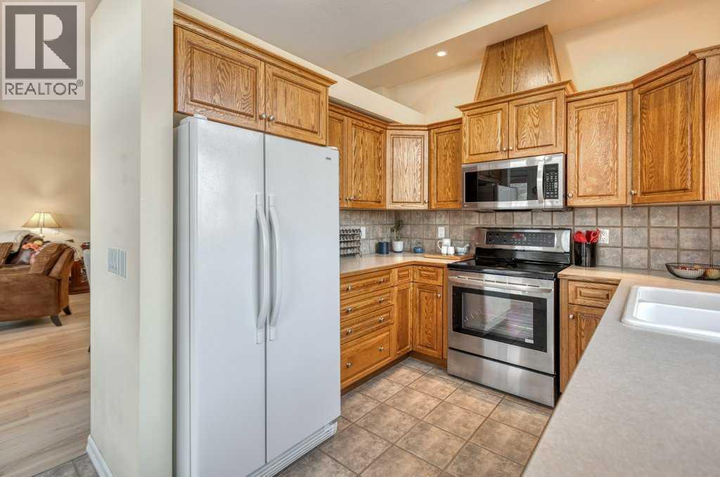 3r, 147 Crawford Drive, Cochrane, Alberta  T4C 2G7 - Photo 10 - A2257685