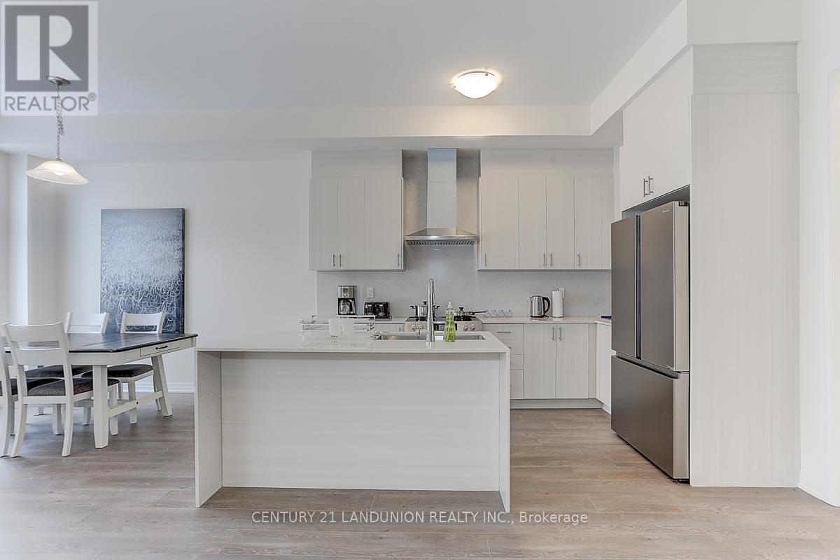 51 Kahshe Lane, Richmond Hill, Ontario  L4S 0N9 - Photo 8 - N12527118