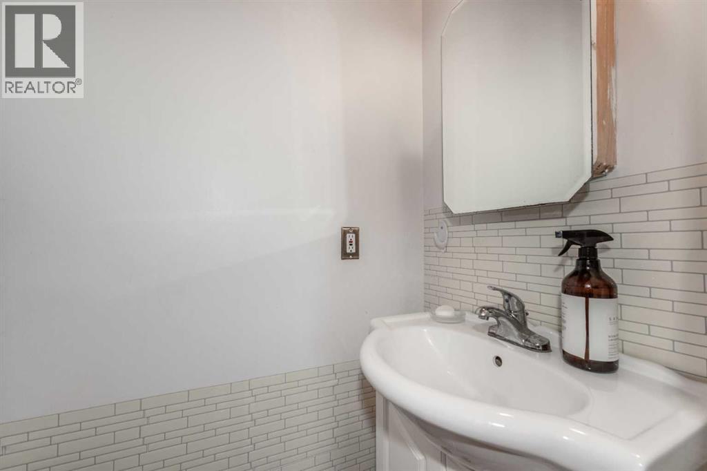 148 Martin Crossing Crescent Ne, Calgary, Alberta  T3J 3S9 - Photo 25 - A2258839