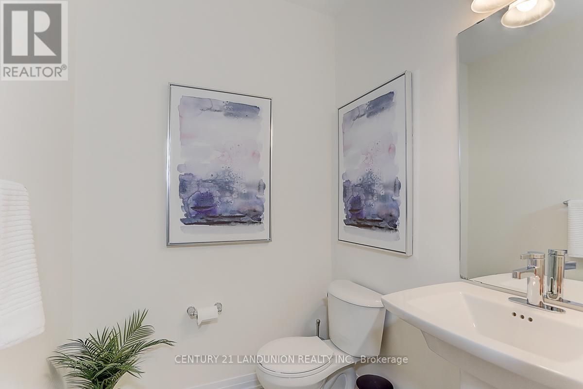 51 Kahshe Lane, Richmond Hill, Ontario  L4S 0N9 - Photo 5 - N12527118