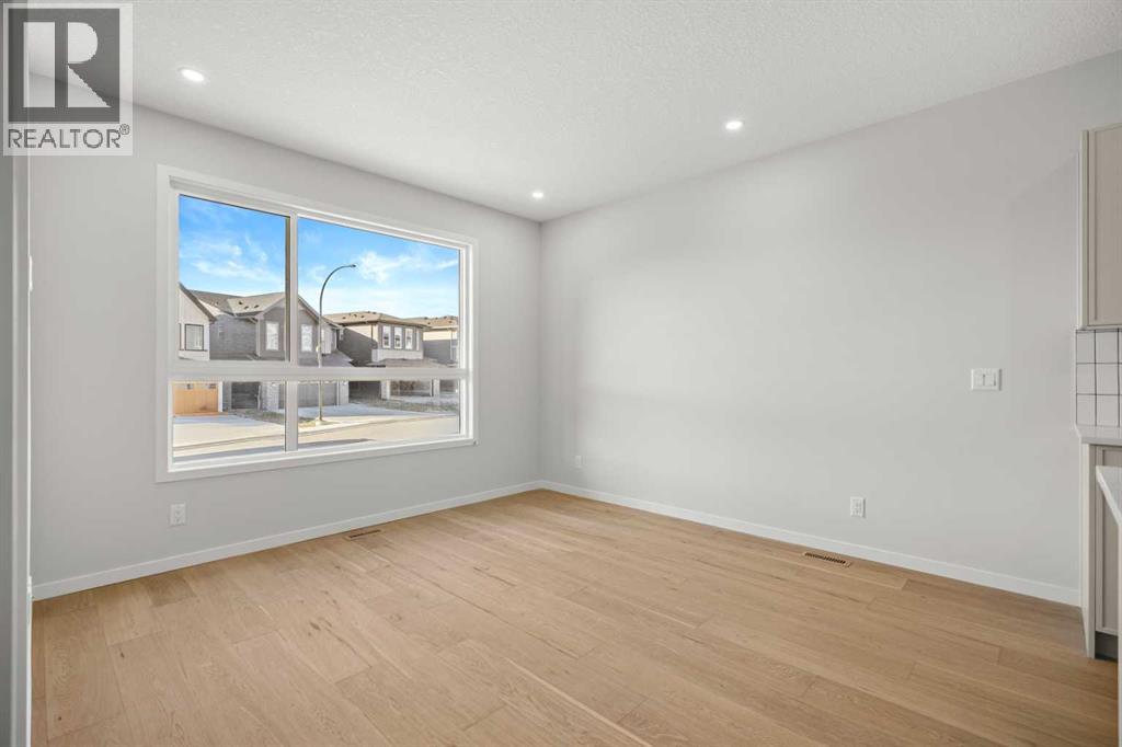 80 Carringvue Place Nw, Calgary, Alberta  T3P 2M1 - Photo 5 - A2265969