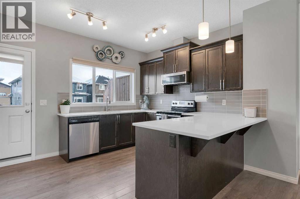 140 Sundown Road, Cochrane, Alberta  T4C 2M5 - Photo 7 - A2268215