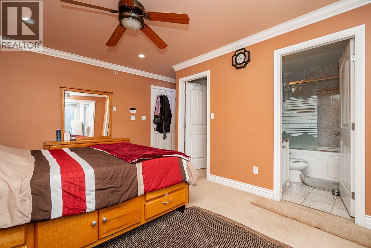 528 Sixteen Street, New Westminster, British Columbia  V3M 4R3 - Photo 21 - R3065123