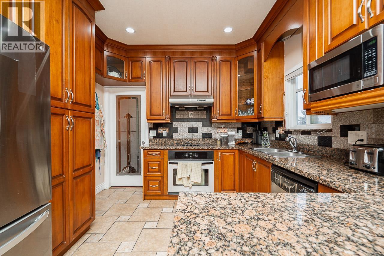 528 Sixteen Street, New Westminster, British Columbia  V3M 4R3 - Photo 14 - R3065123