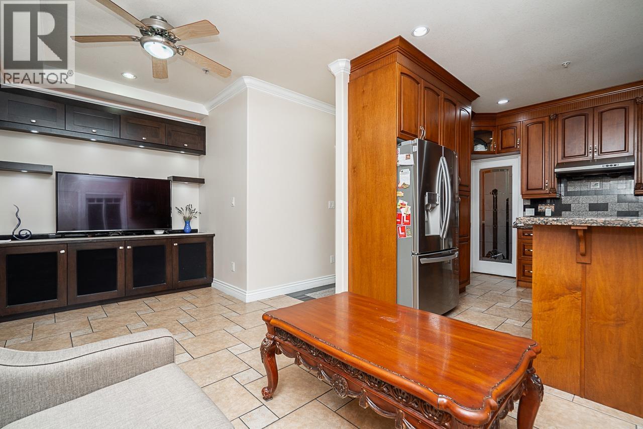 528 Sixteen Street, New Westminster, British Columbia  V3M 4R3 - Photo 11 - R3065123