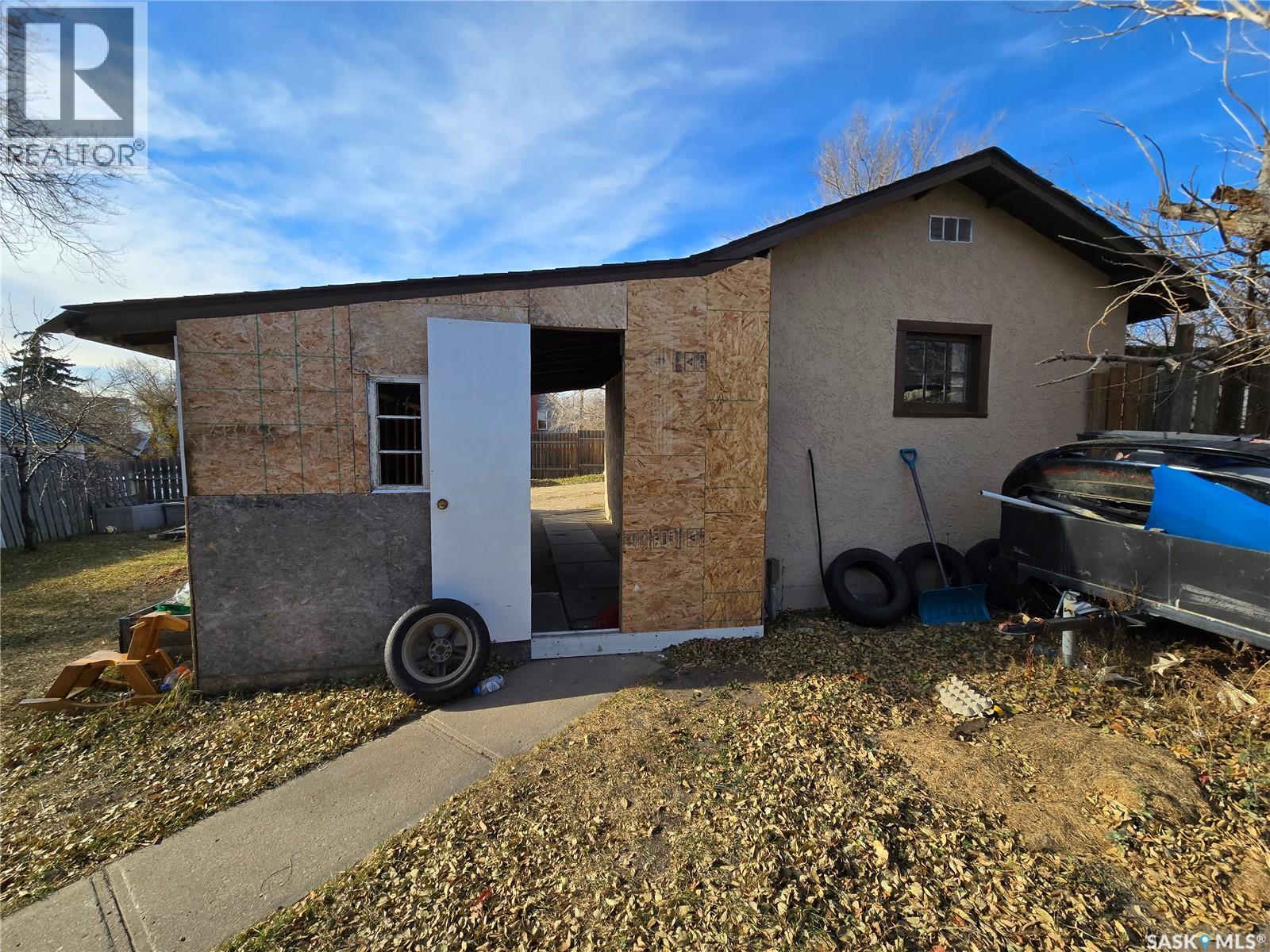 96 7th Avenue Ne, Swift Current, Saskatchewan  S9H 2N1 - Photo 16 - SK023783