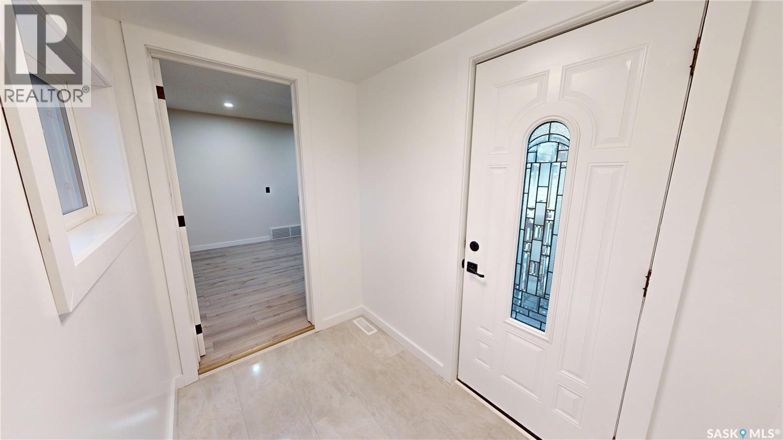 501 Windover Avenue, Moosomin, Saskatchewan  S0G 3N0 - Photo 9 - SK022467