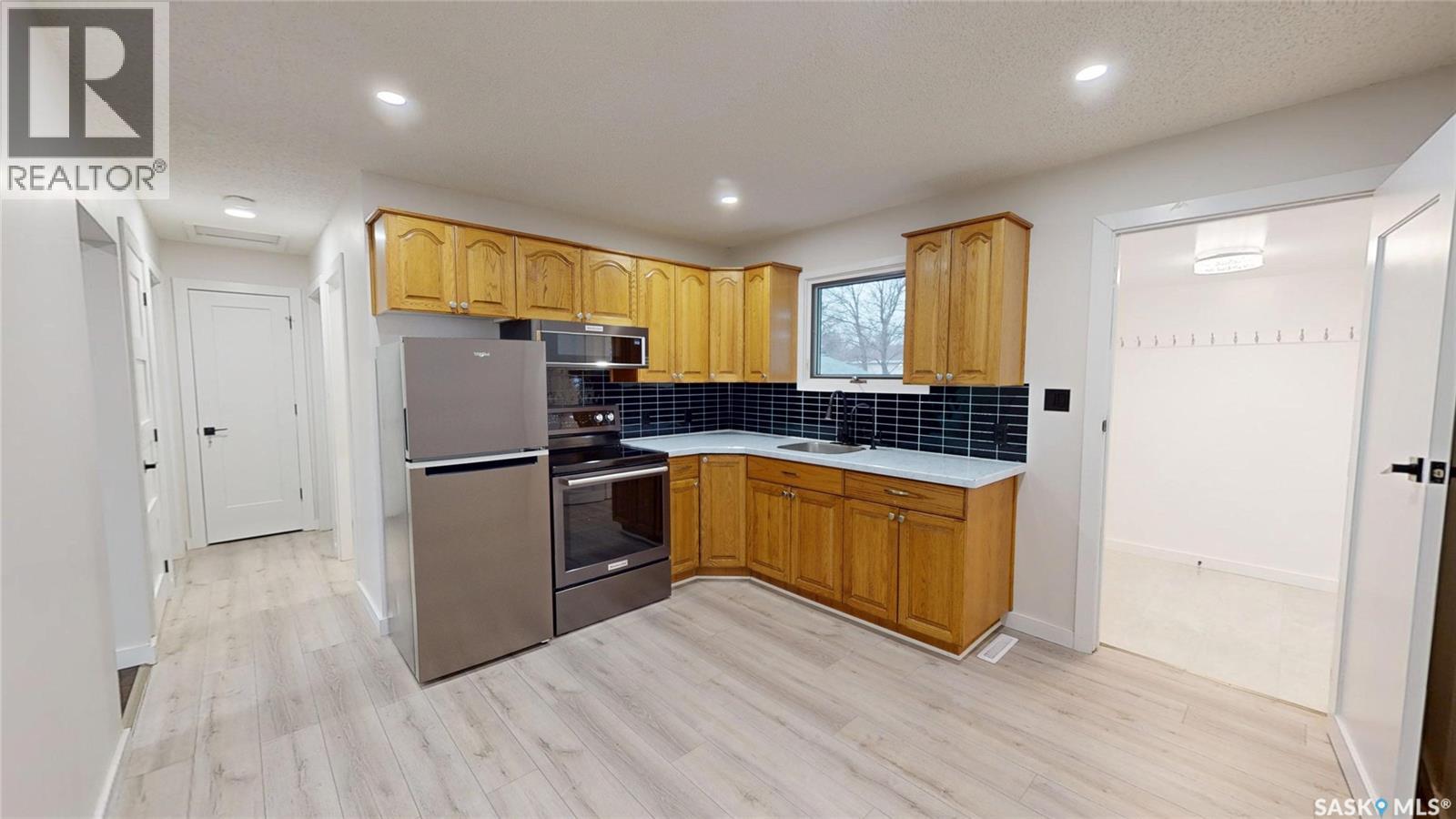 501 Windover Avenue, Moosomin, Saskatchewan  S0G 3N0 - Photo 12 - SK022467