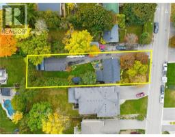 415 HENDERSON Road, Burlington, Ontario