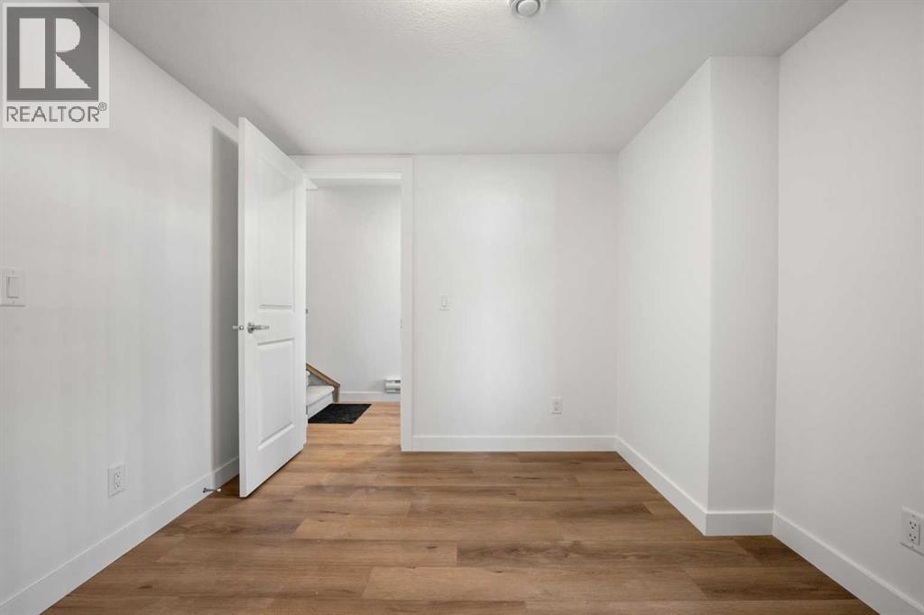 8331 8 Avenue Sw, Calgary, Alberta  T3H 6M8 - Photo 34 - A2262501