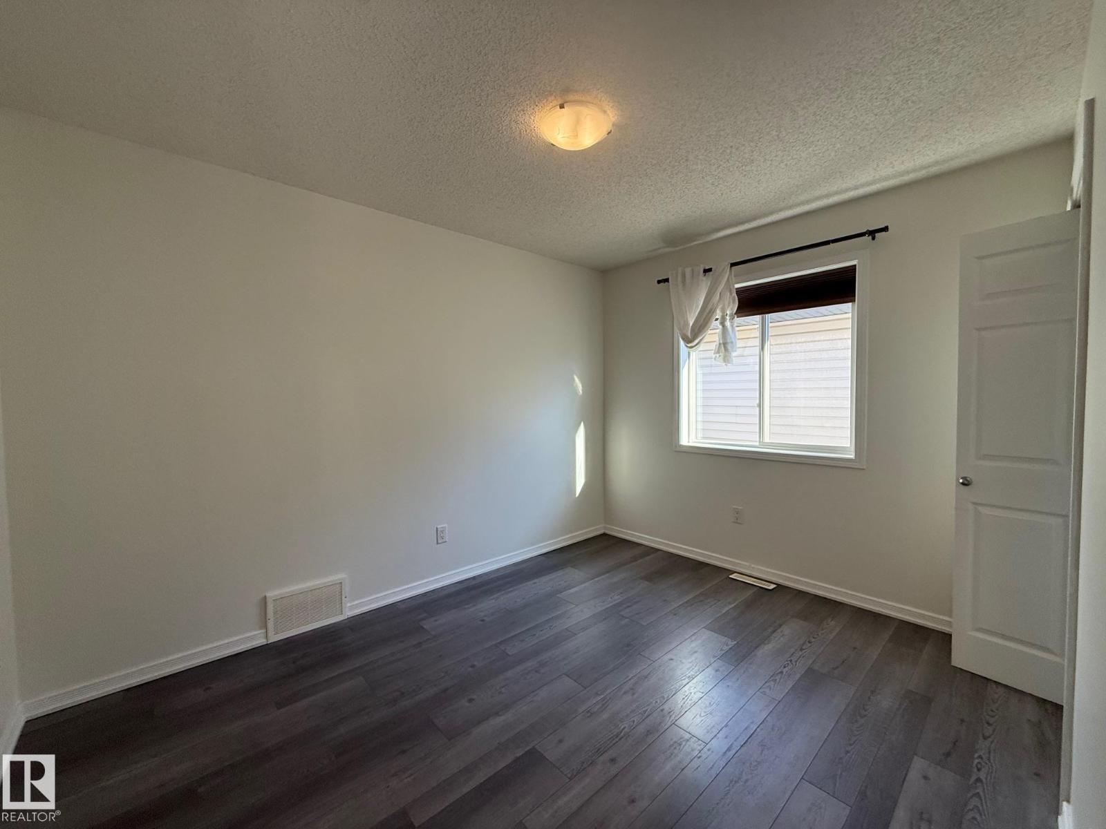 20728 55 Av Nw Nw, Edmonton, Alberta  T6M 0B9 - Photo 6 - E4465270