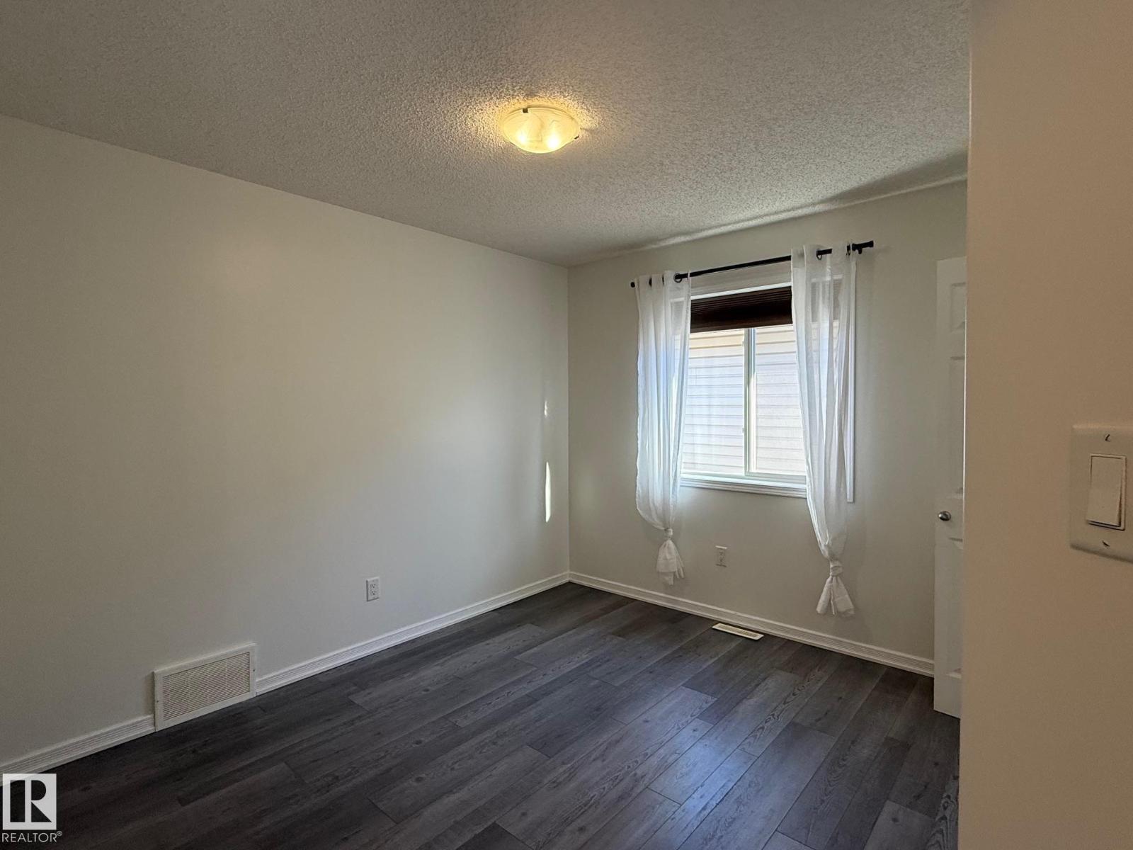 20728 55 Av Nw Nw, Edmonton, Alberta  T6M 0B9 - Photo 21 - E4465270