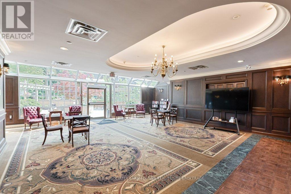 210 - 250 Sydenham Street, London East, Ontario  N6A 5S1 - Photo 4 - X12529620