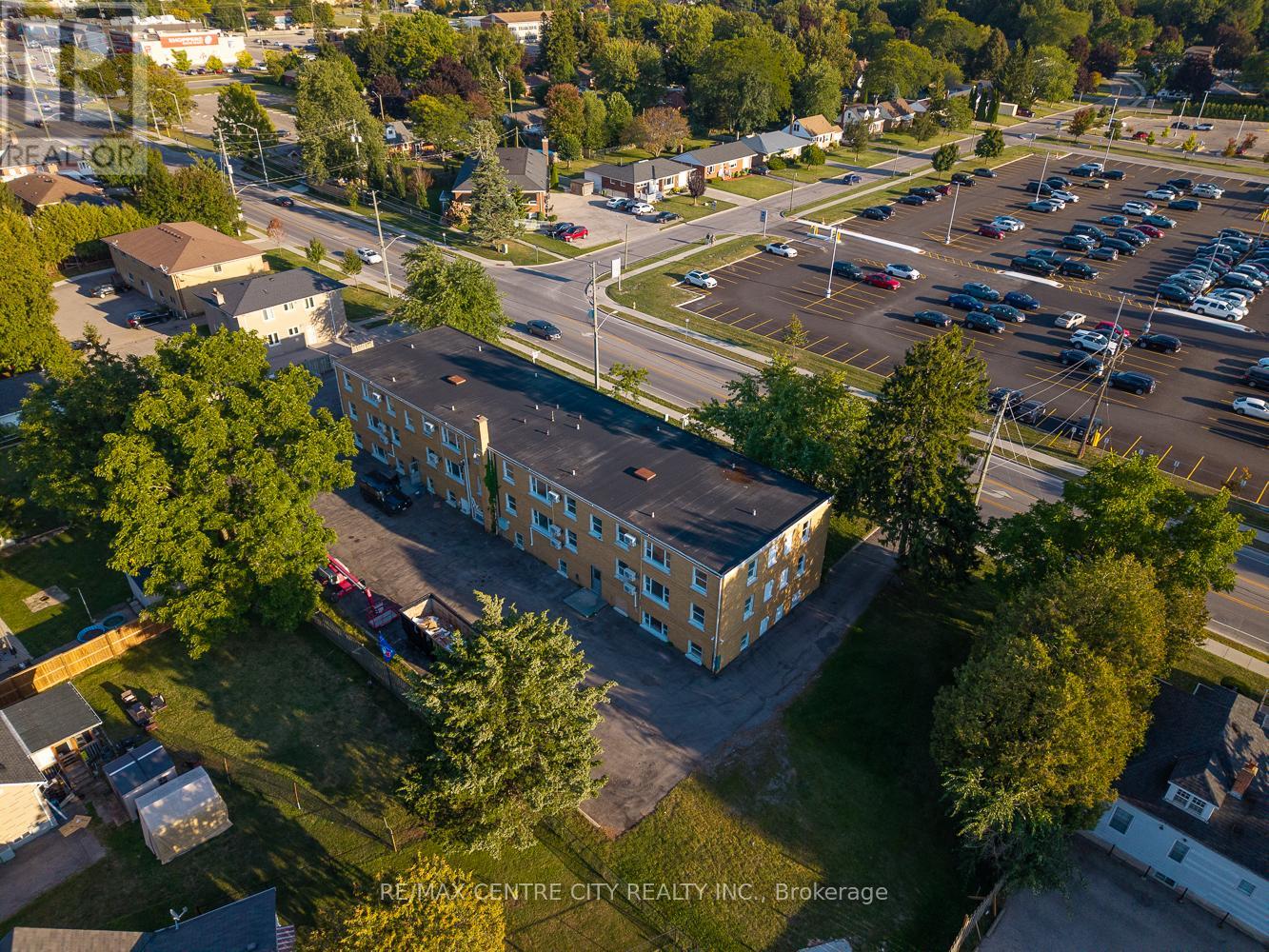 13 - 232 Elm Street, St. Thomas, Ontario  N5R 1J5 - Photo 4 - X12529628