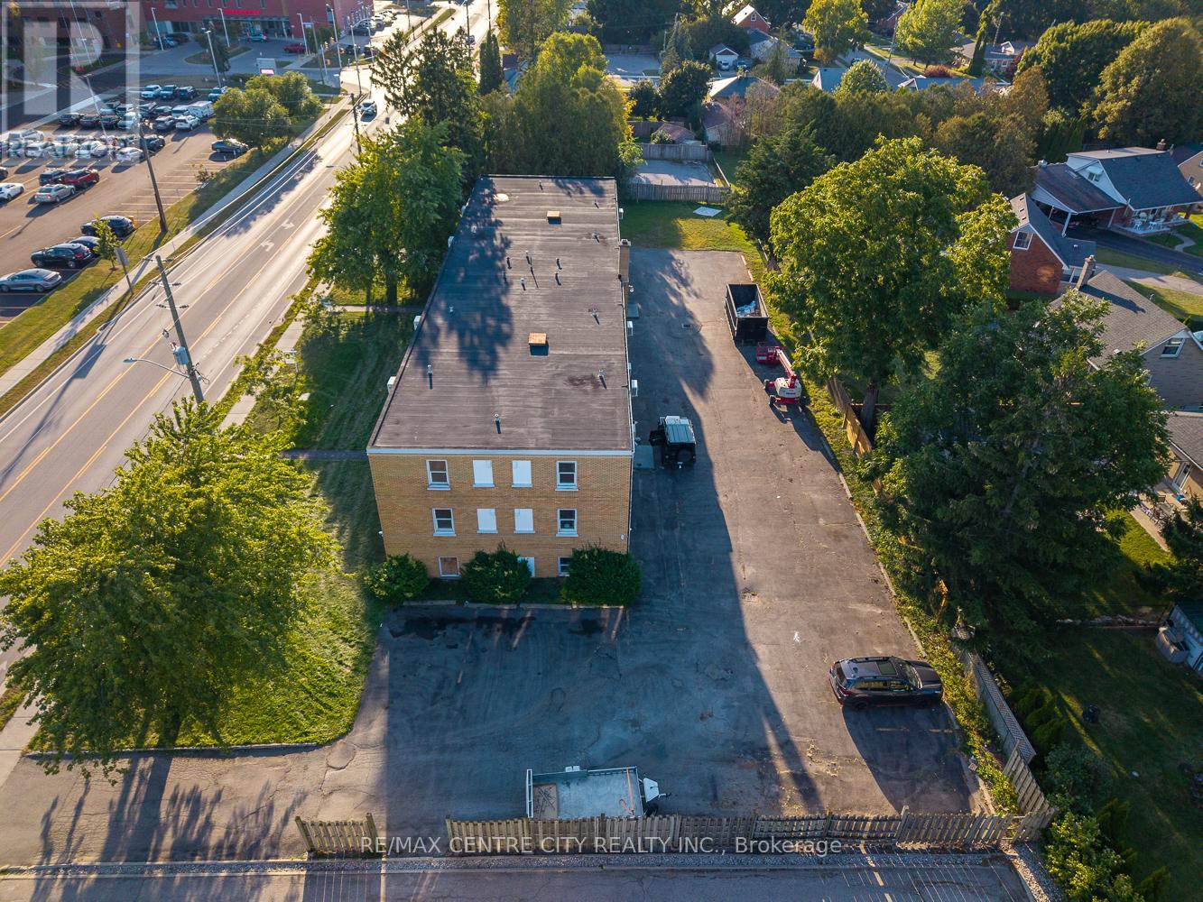 16 - 232 Elm Street, St. Thomas, Ontario  N5R 1J5 - Photo 23 - X12529642