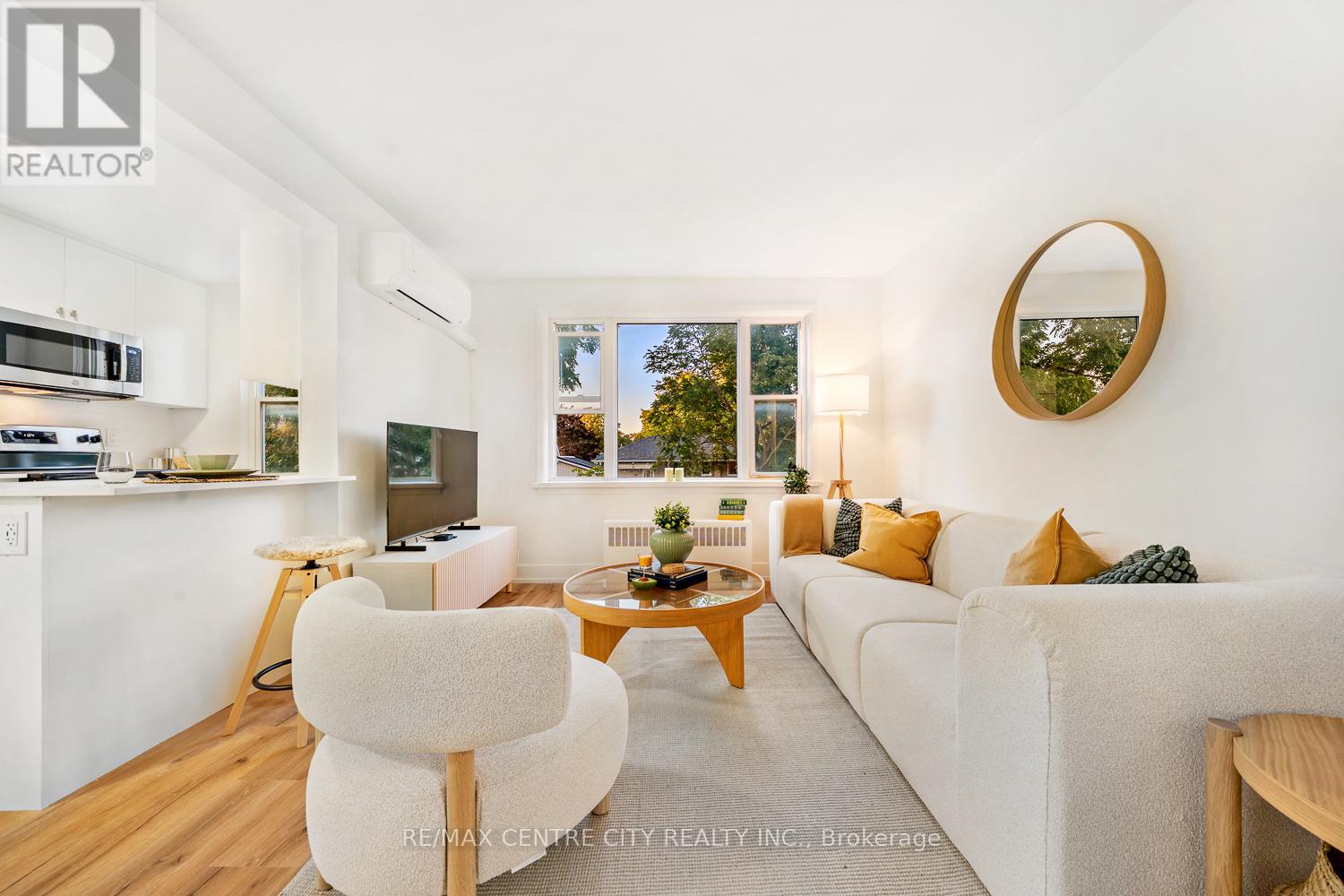 16 - 232 Elm Street, St. Thomas, Ontario  N5R 1J5 - Photo 6 - X12529642