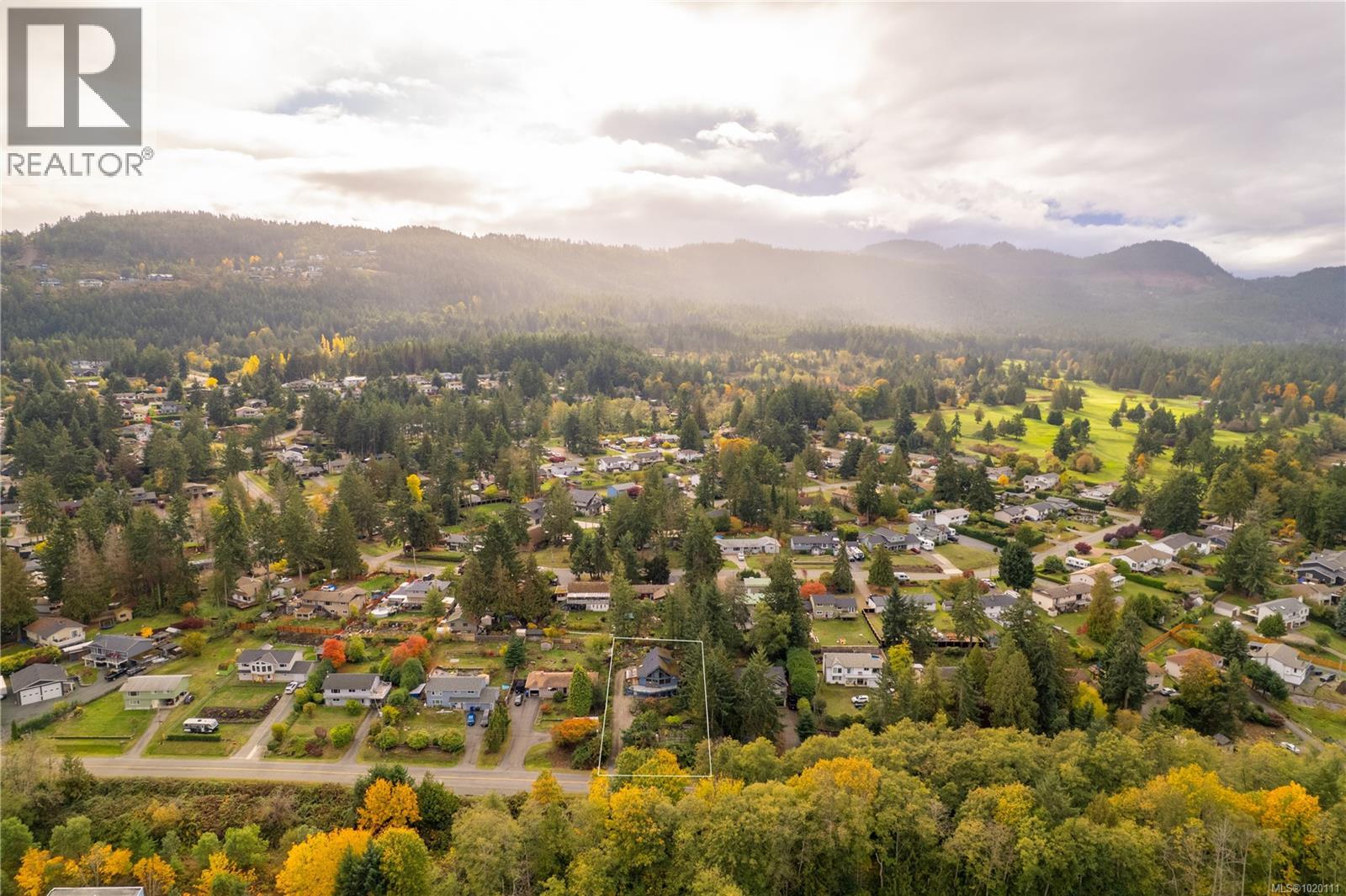 6869 Philip Rd, Lantzville, British Columbia  V0R 2H0 - Photo 2 - 1020111