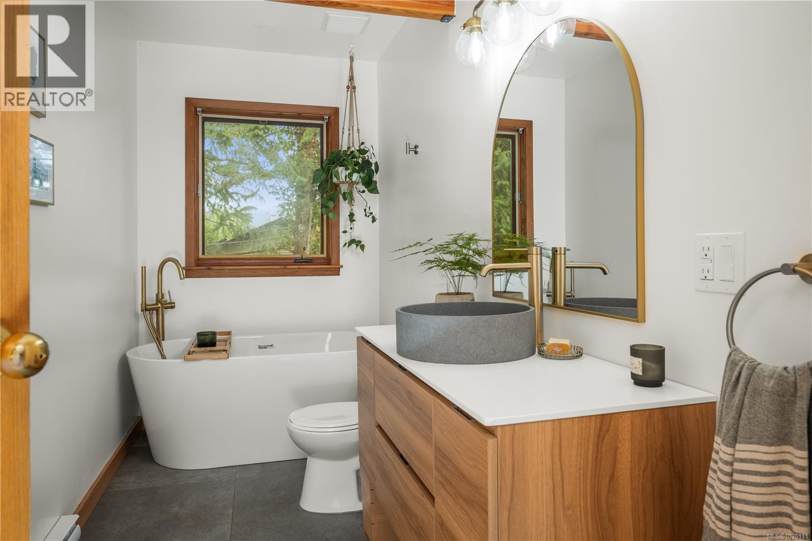 6869 Philip Rd, Lantzville, British Columbia  V0R 2H0 - Photo 41 - 1020111