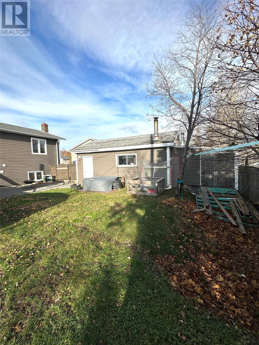 32 Gardner Street, Grand Falls-Windsor, Newfoundland & Labrador  A2A 2S5 - Photo 9 - 1292488