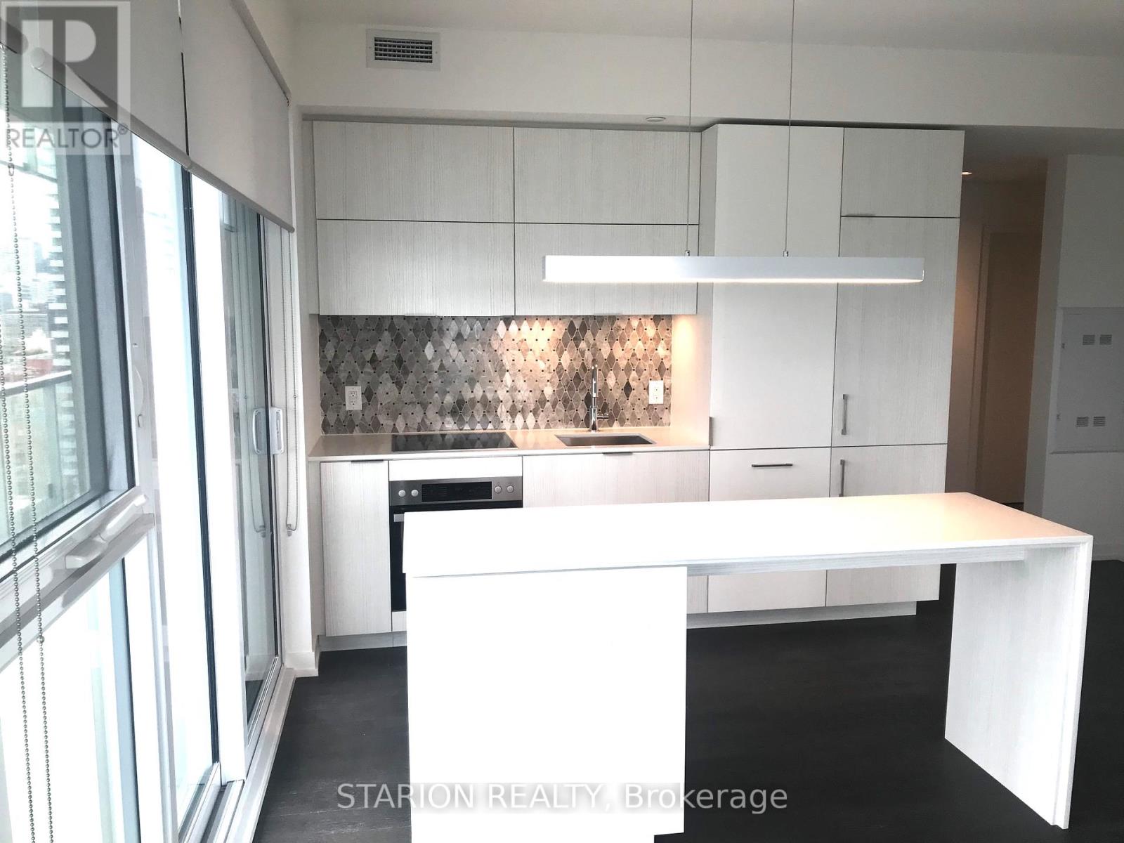 1905 - 15 Lower Jarvis Street, Toronto, Ontario  M5E 0C4 - Photo 4 - C12529366