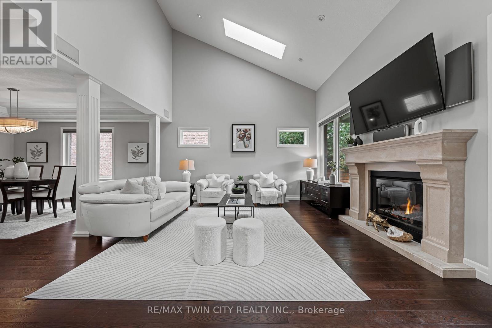 308 Deerfoot Trail, Waterloo, Ontario  N2K 0B3 - Photo 17 - X12389707