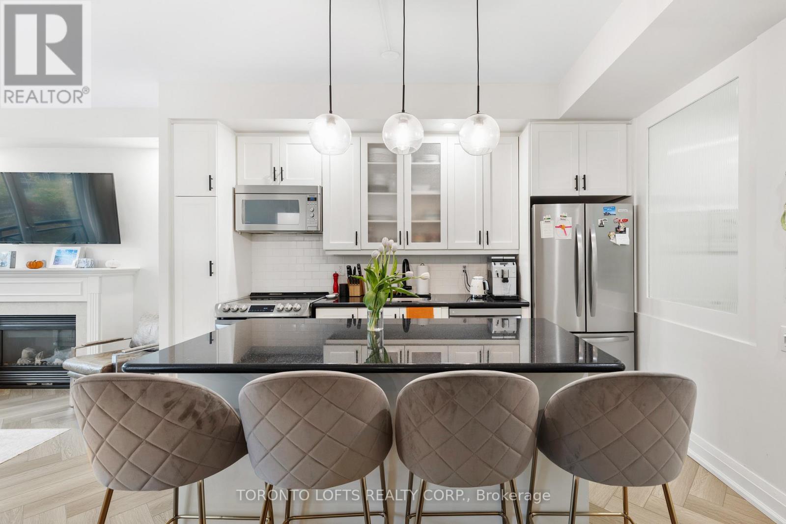 305 - 20 Scrivener Square, Toronto, Ontario  M4W 3X9 - Photo 13 - C12529450