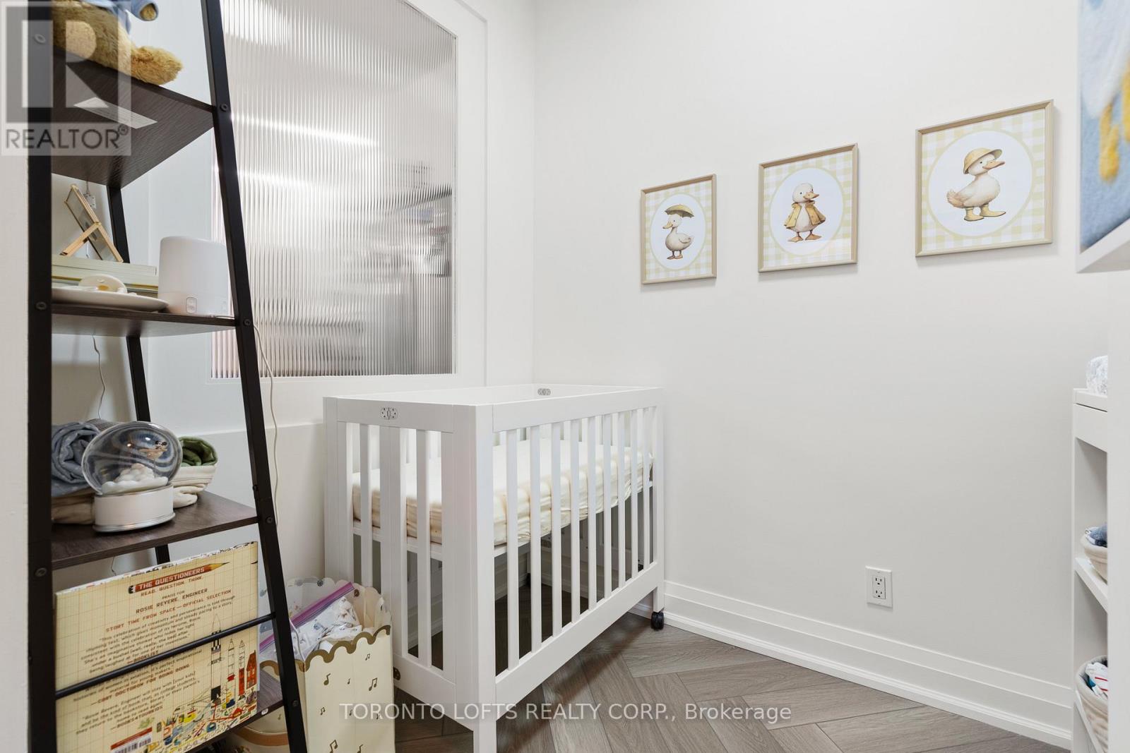 305 - 20 Scrivener Square, Toronto, Ontario  M4W 3X9 - Photo 17 - C12529450