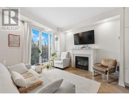 305 - 20 SCRIVENER SQUARE, Toronto, Ontario