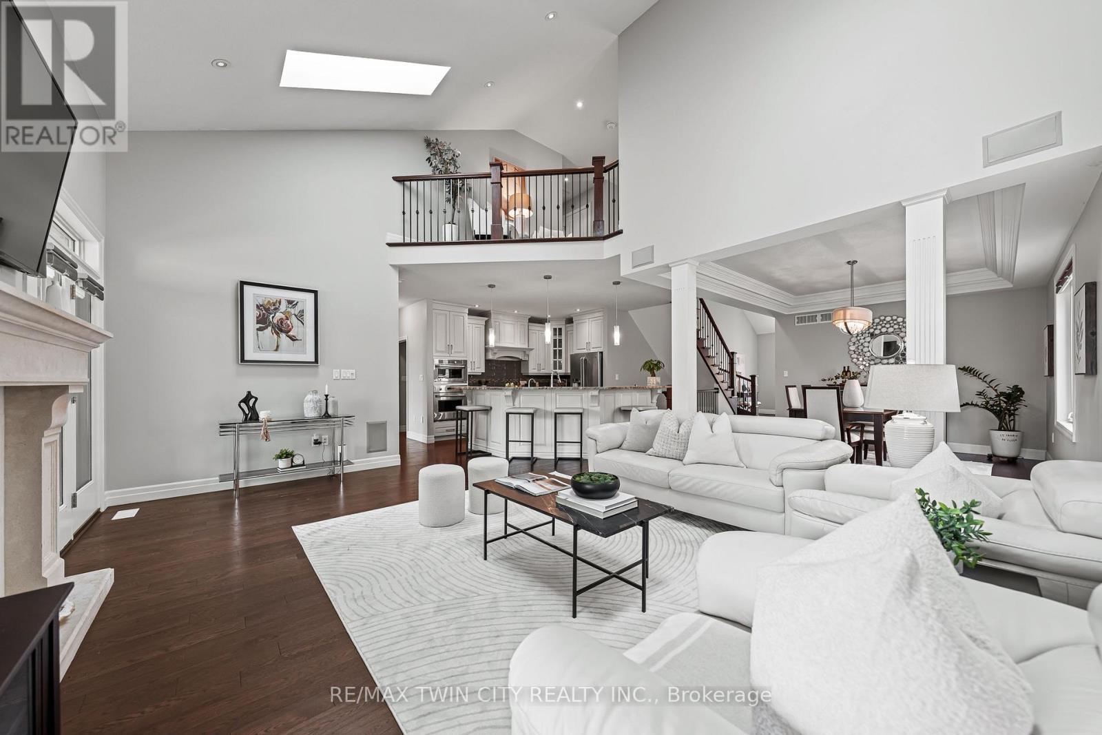 308 DEERFOOT TRAIL, Waterloo, Ontario