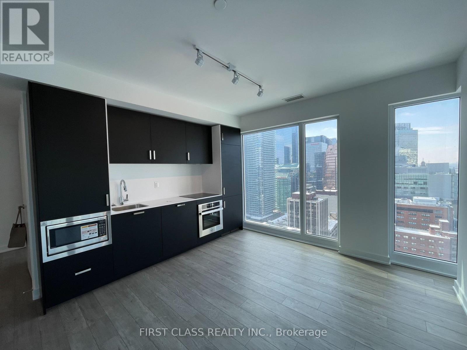 2911 - 88 Queen Street E, Toronto, Ontario  M5C 0B6 - Photo 2 - C12529458