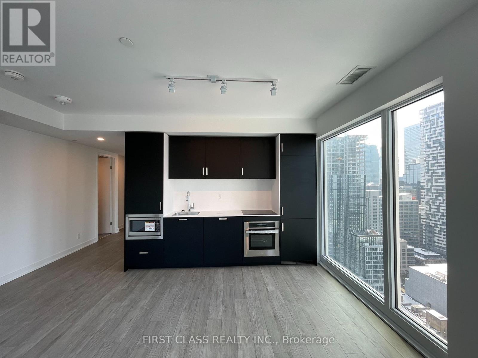 2911 - 88 Queen Street E, Toronto, Ontario  M5C 0B6 - Photo 4 - C12529458