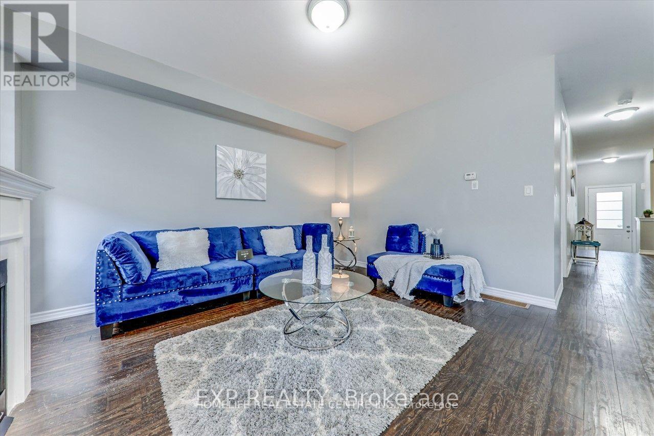 106 Masterson Lane, Ajax, Ontario  L1T 0N6 - Photo 15 - E12529374