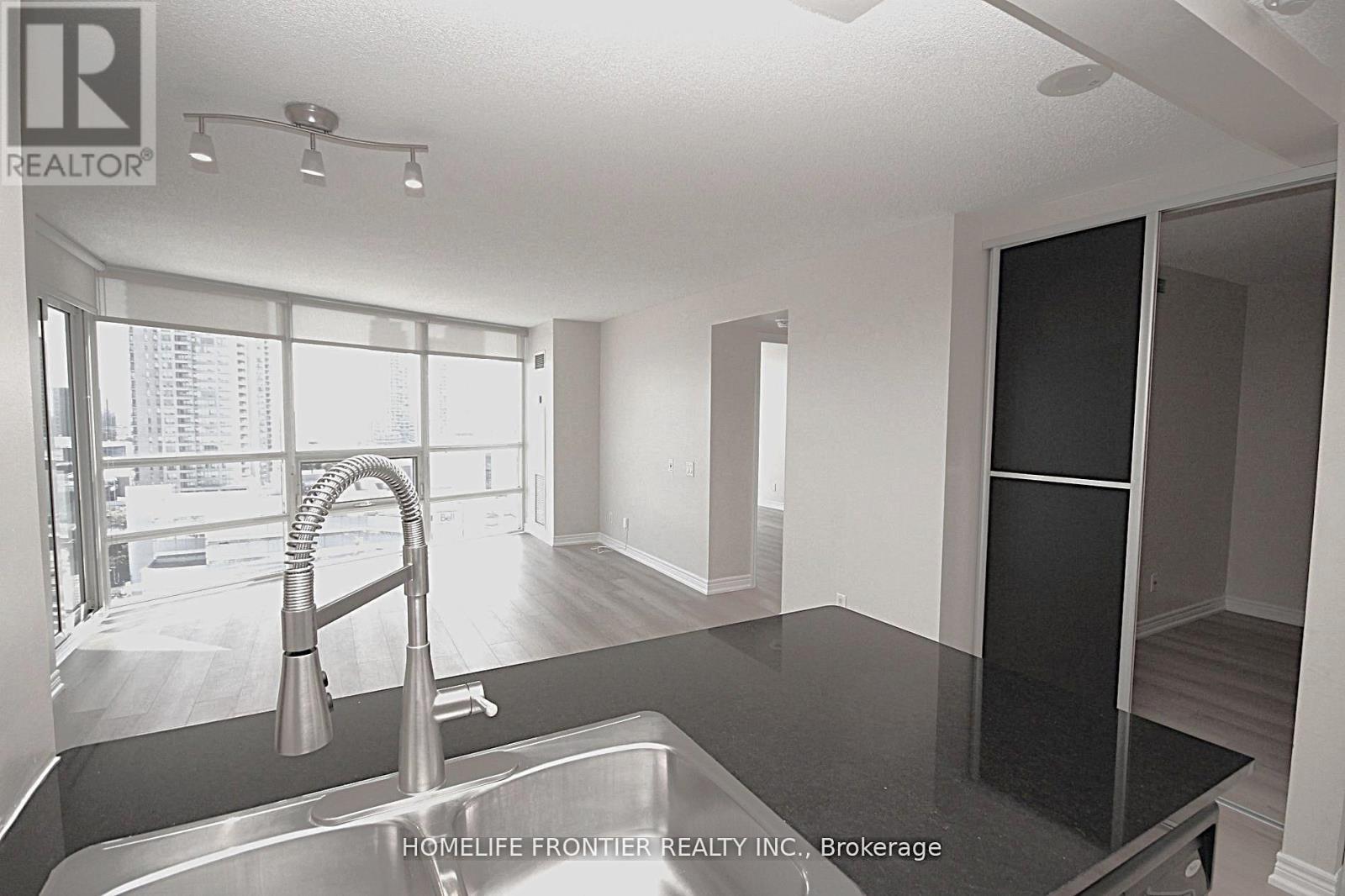 1406 - 83 Borough Drive, Toronto, Ontario  M1P 5E4 - Photo 6 - E12529432