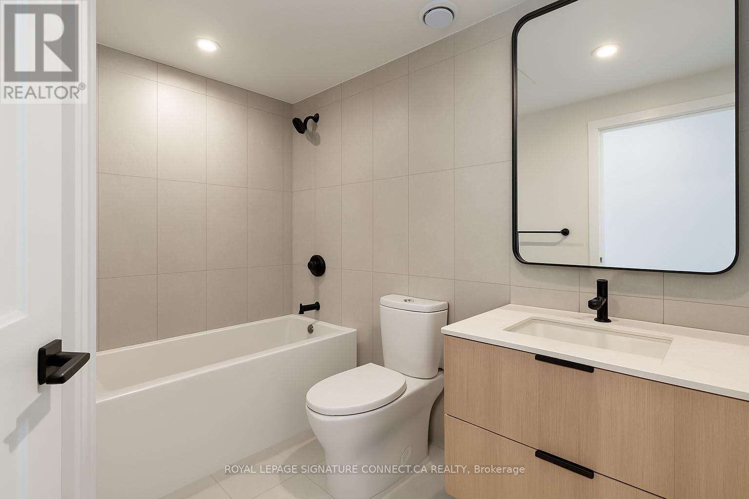 1312 - 1050 Eastern Avenue, Toronto, Ontario  M4L 0B7 - Photo 7 - E12529448