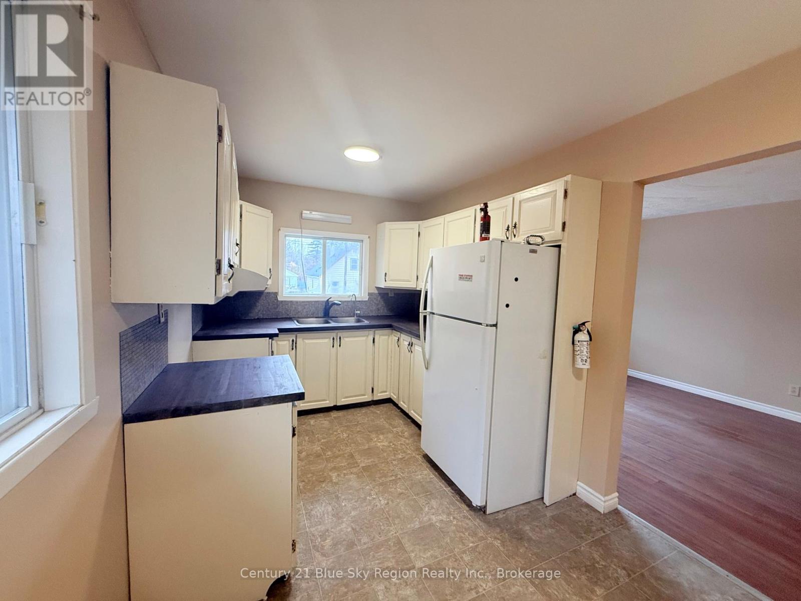 429 Dudley Avenue, North Bay, Ontario P1B 7A6 - Photo 10 - X12529592