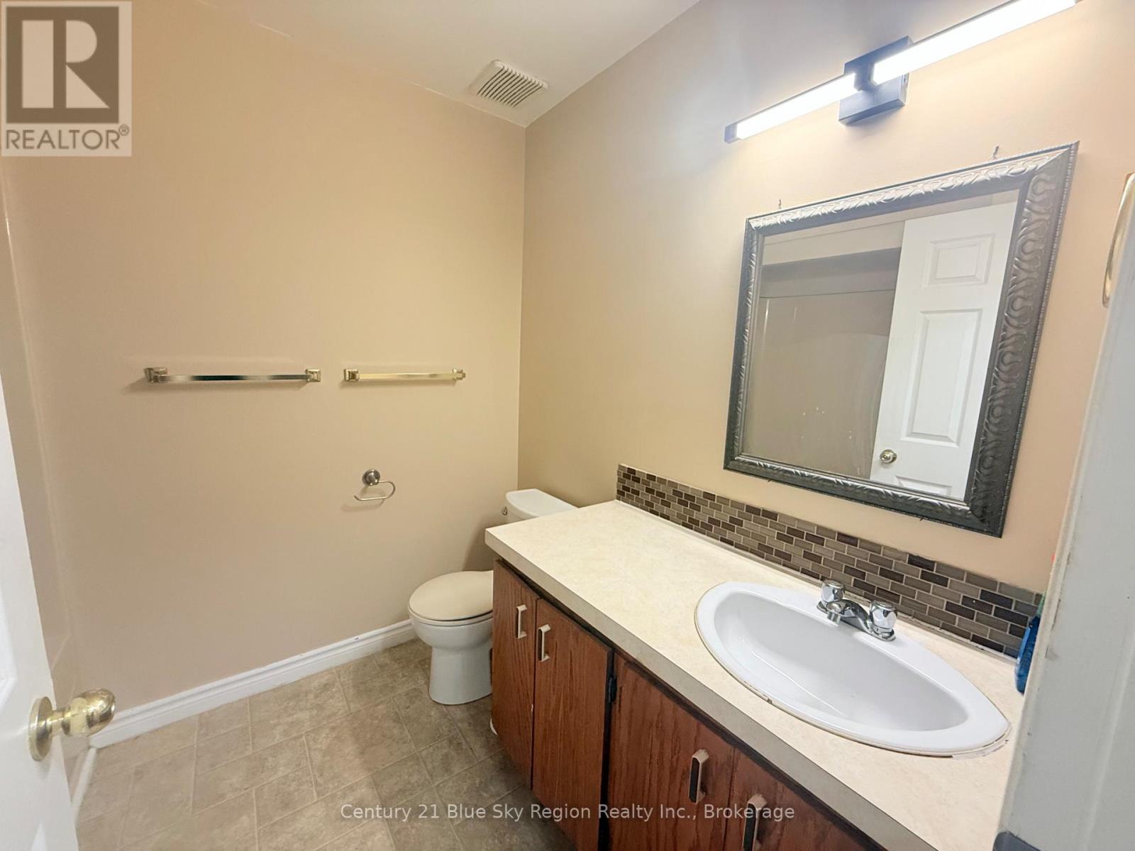 429 Dudley Avenue, North Bay, Ontario P1B 7A6 - Photo 17 - X12529592