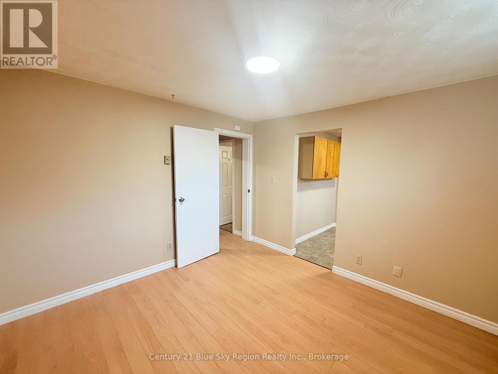 429 Dudley Avenue, North Bay, Ontario P1B 7A6 - Photo 30 - X12529592