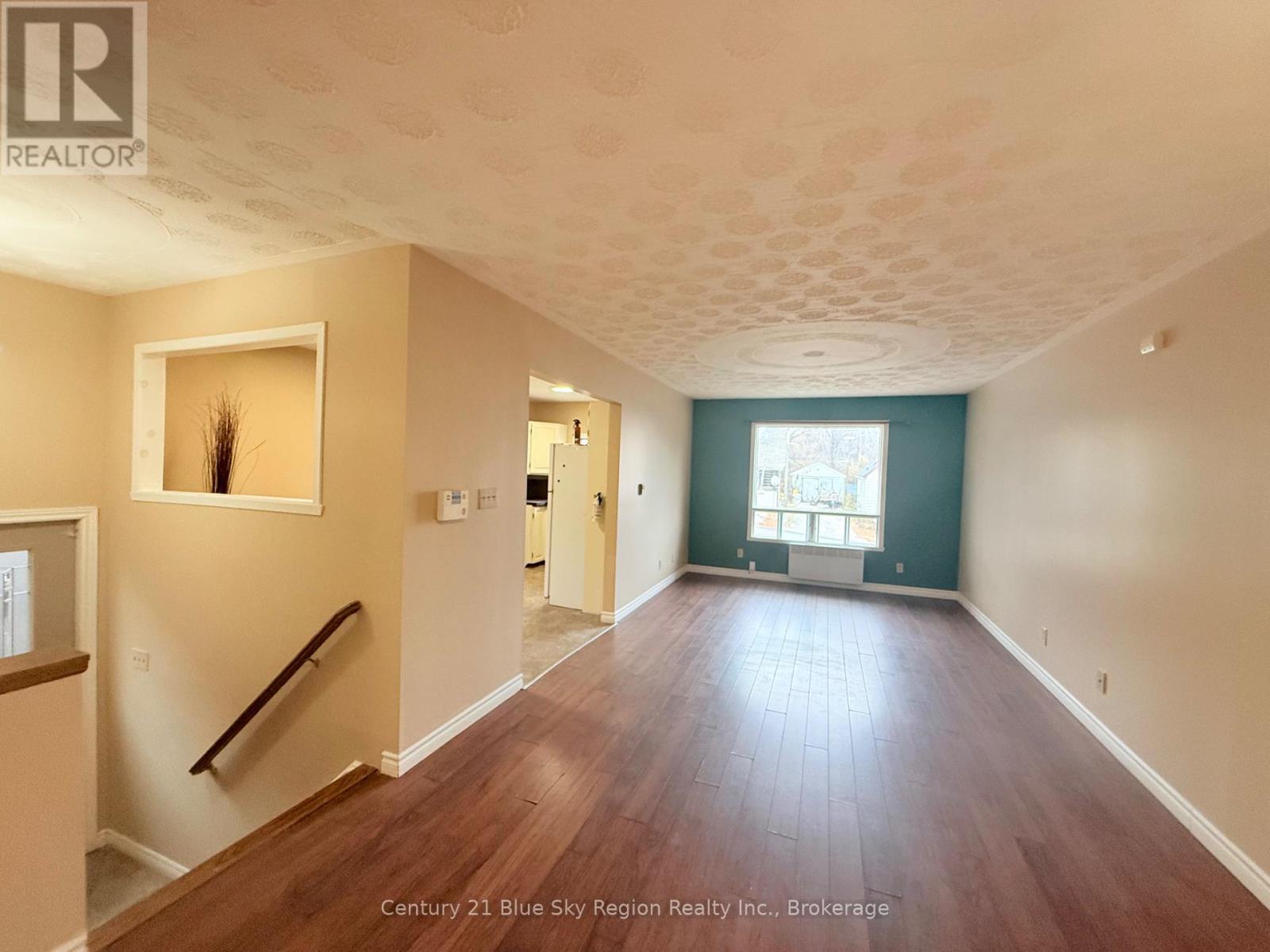 429 Dudley Avenue, North Bay, Ontario P1B 7A6 - Photo 7 - X12529592